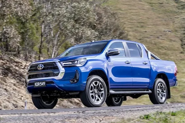(Cars) - Experience The Road Like Never Before - 亚星官网