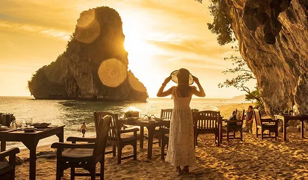 (Resorts) - Discover Your Personal Paradise - 亚星官网